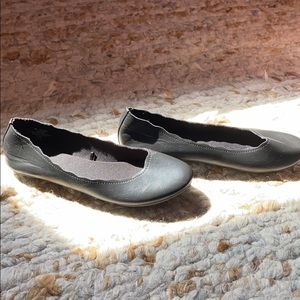 • City Streets • women’s black flats